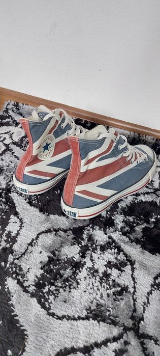 Tenişi Converse mărimea 40