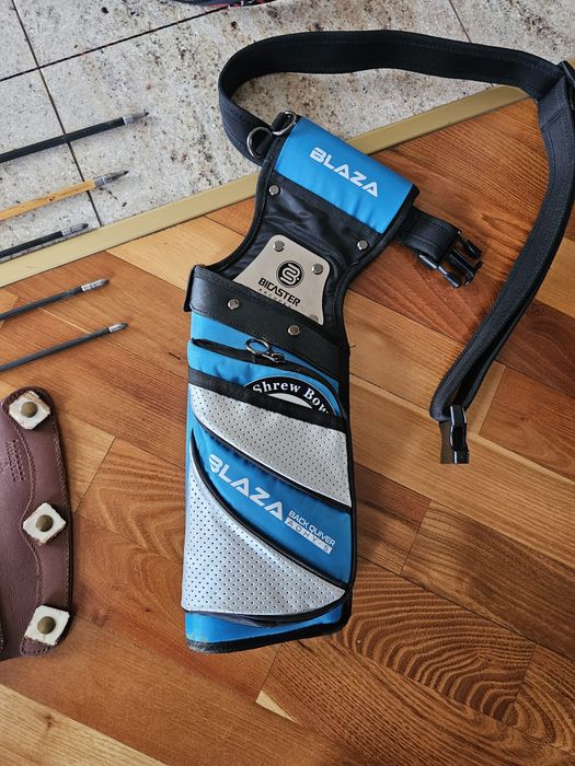 Ofer spre vanzare 2 arcuri sportive