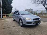 Ford Focus Ghia 2.0i