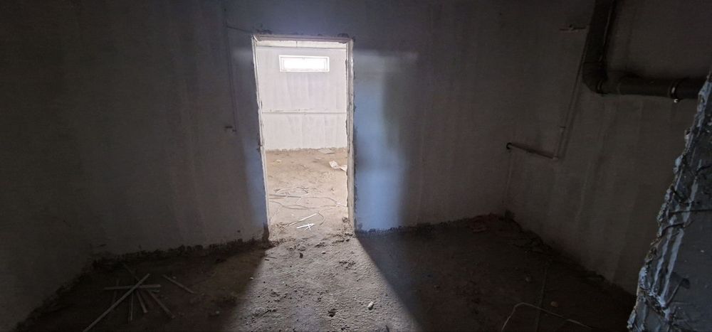 Romitan tuman markazidan uy sotiladi gaz bor