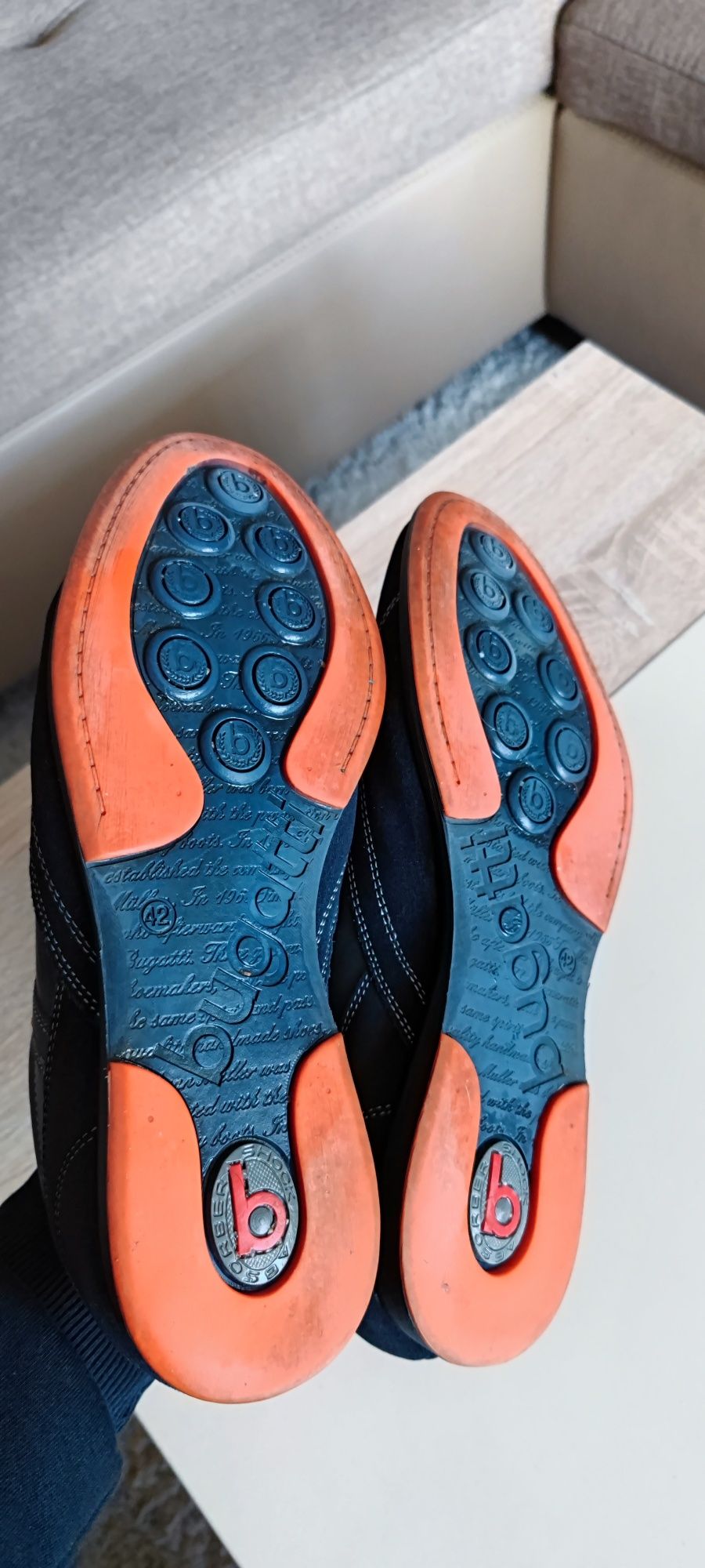 Vând loafers Bugatti Limited Edition