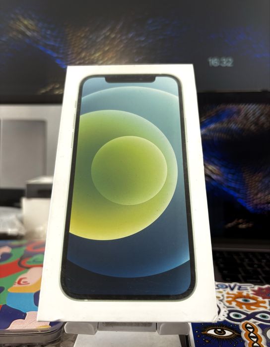 iPhone 12 Full Box și ieftin