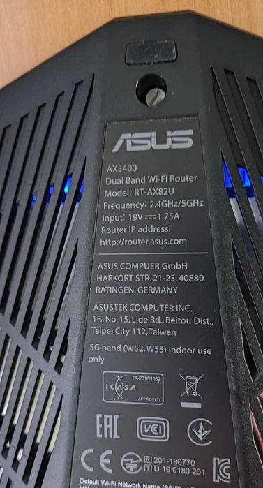 router Asus AX5400 Gaming AX82U, Aura RGB, Gaming Port, AiMesh suport