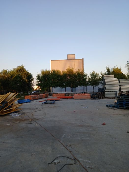 Rafturi metalice de vânzare