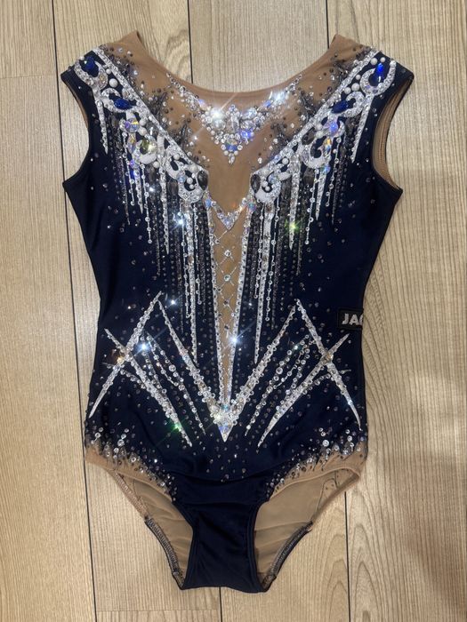 Трико за художествена гимнастика