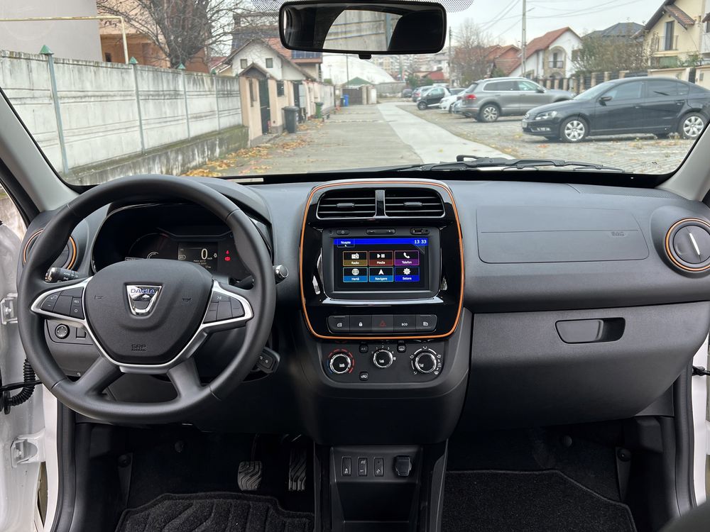 Dacia Spring Comfort Plus Navi CCS Camera