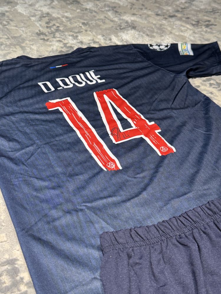 Compleu fotbal PSG - Desire Doue (25-26)