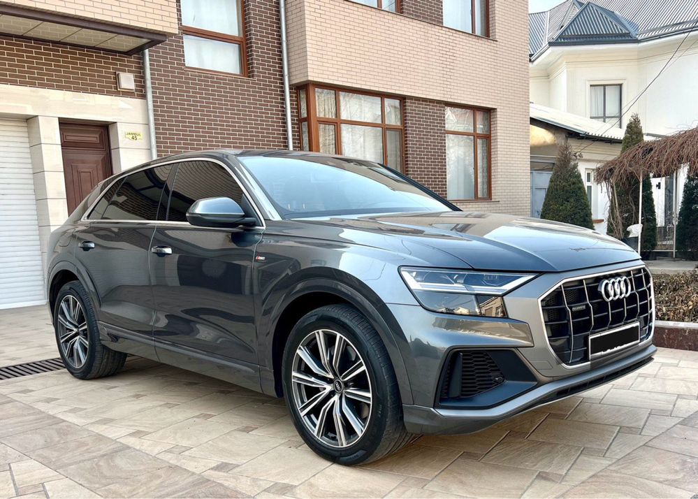 Продаётся Audi Q8 55 TFSI Quatro