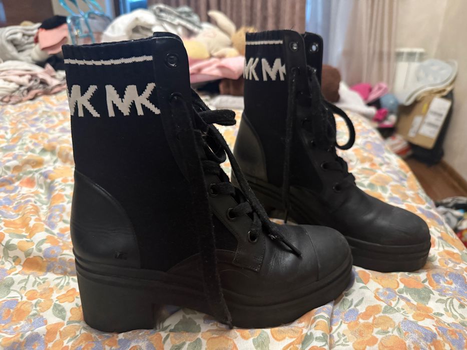 Боти Michael Kors