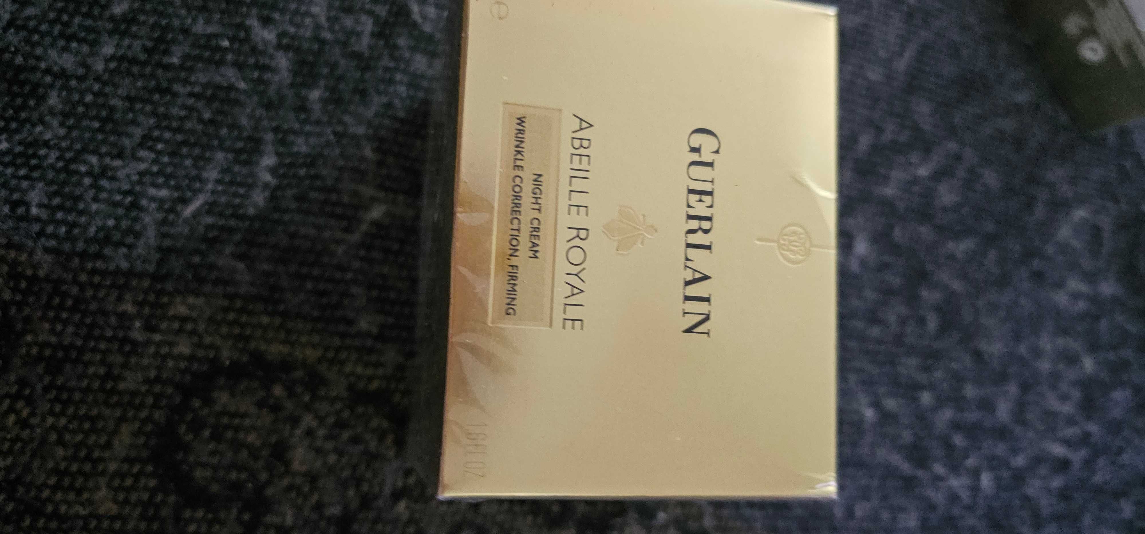 Cremă de zi anti-rid Abeille Royale (Day Cream)