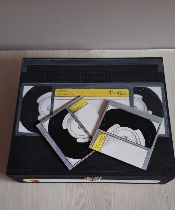 Кутия за чай " VHS"