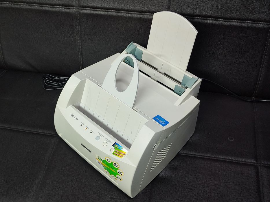 Лазерный принтер Samsung ML-1210, драйвера есть на все версии Windows