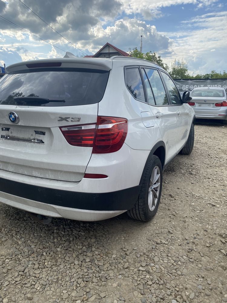 Aripă stânga spate BMW X3 F25