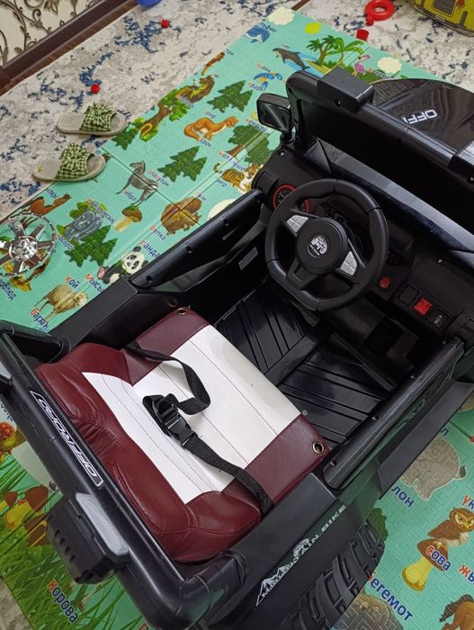 Детская машина в отличном состоянии