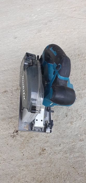 Circular metale Makita DCS553