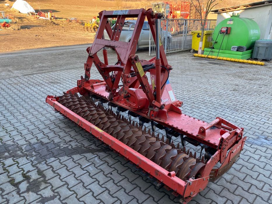 Freza Kuhn hr304