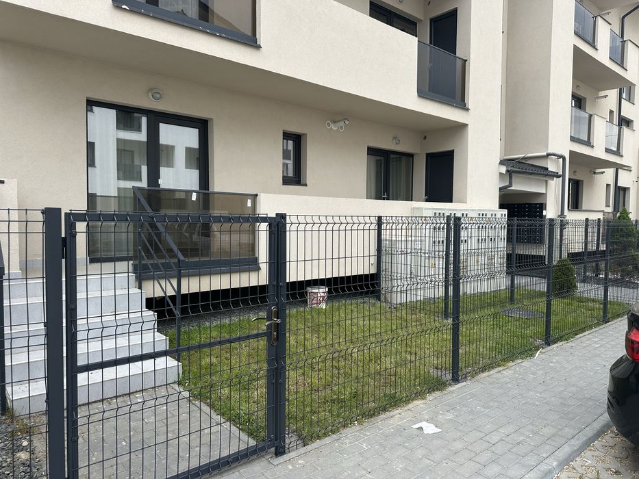Apartament 2 camere -Complet Mobilat-Nou-Gradina