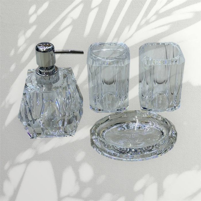 Набор аксессуаров для ванной из дымчатого акрила

• Роскошный набор из