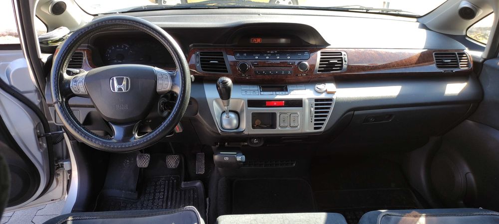 HONDA FRV 2.2 CTDI,140к.с