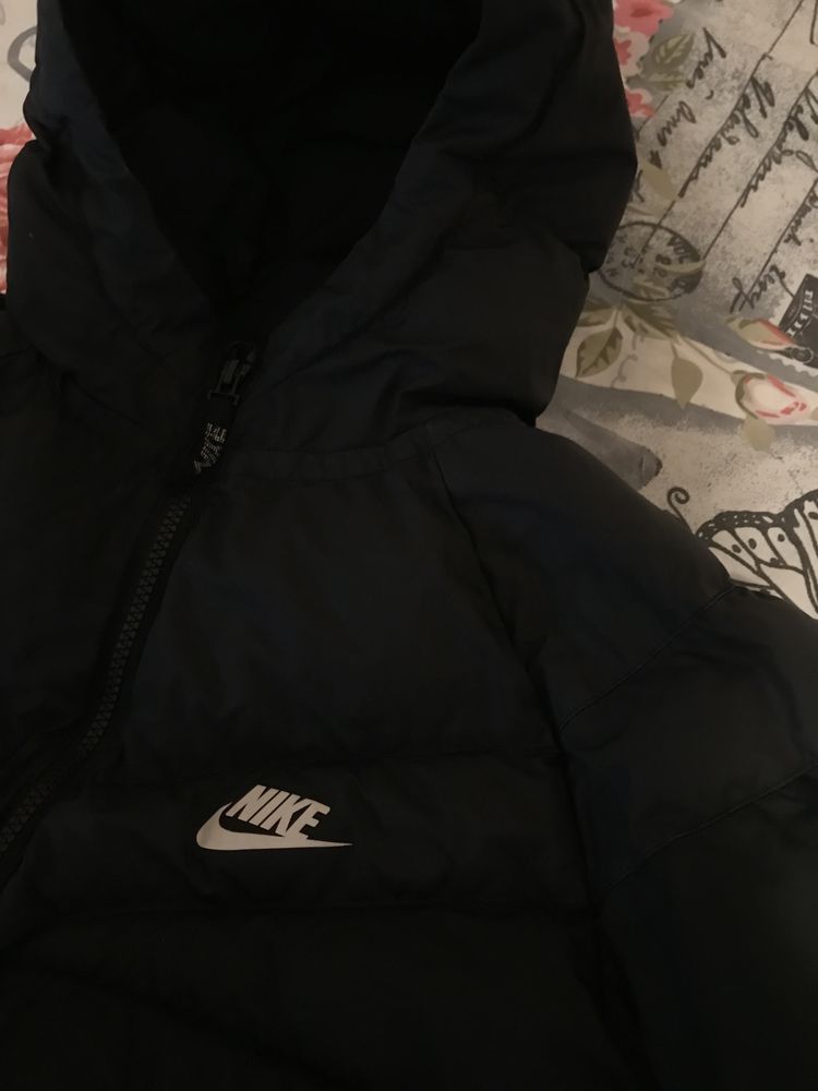 Зимно яке Nike