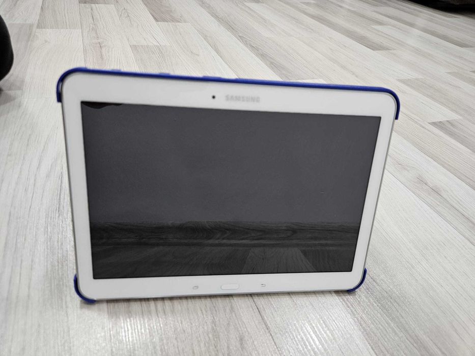 Tabletă Samsung Galaxy Tab4 SM-T535 - Stare excelentă + husă protecție