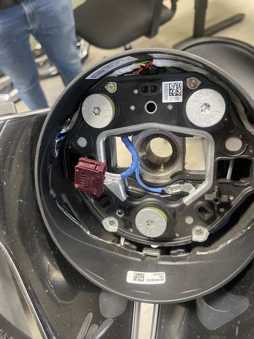 Чисто нов волан Mercedes Maybach w223 оригинал