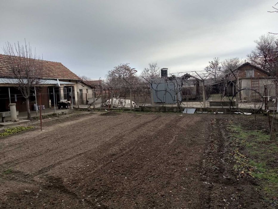 Продава се Къща в с. Долни Луковит, Област Плевен - 900 кв.м за 32 €/кв.м - Снимка #7