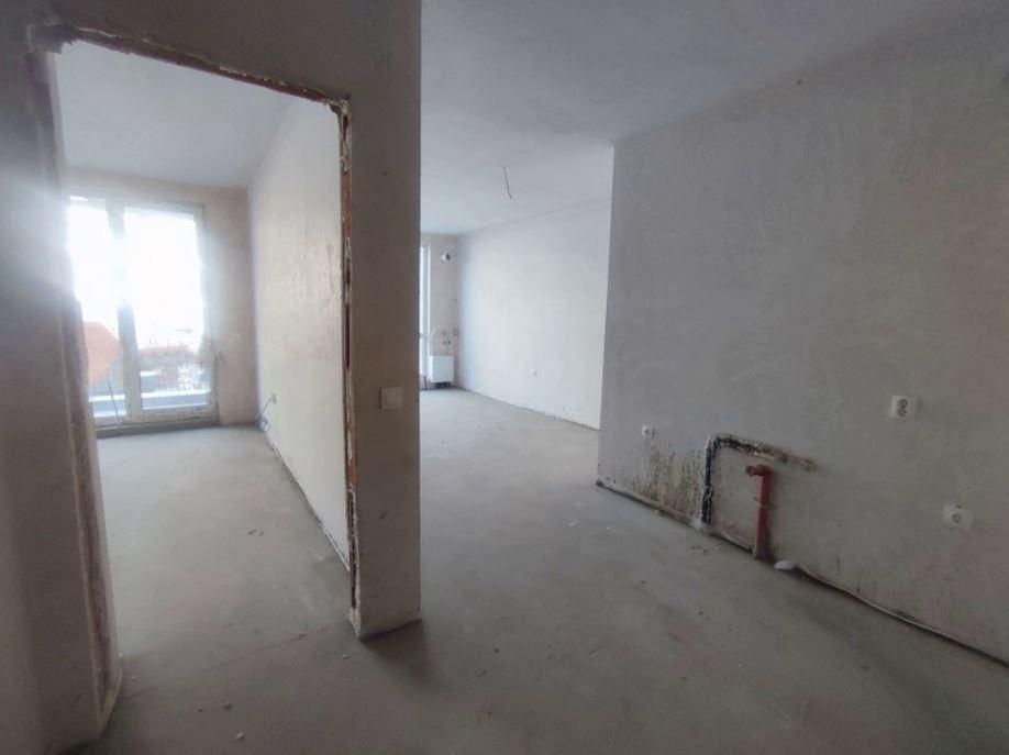 Двустаен за продажба в ж.к. Малинова долина