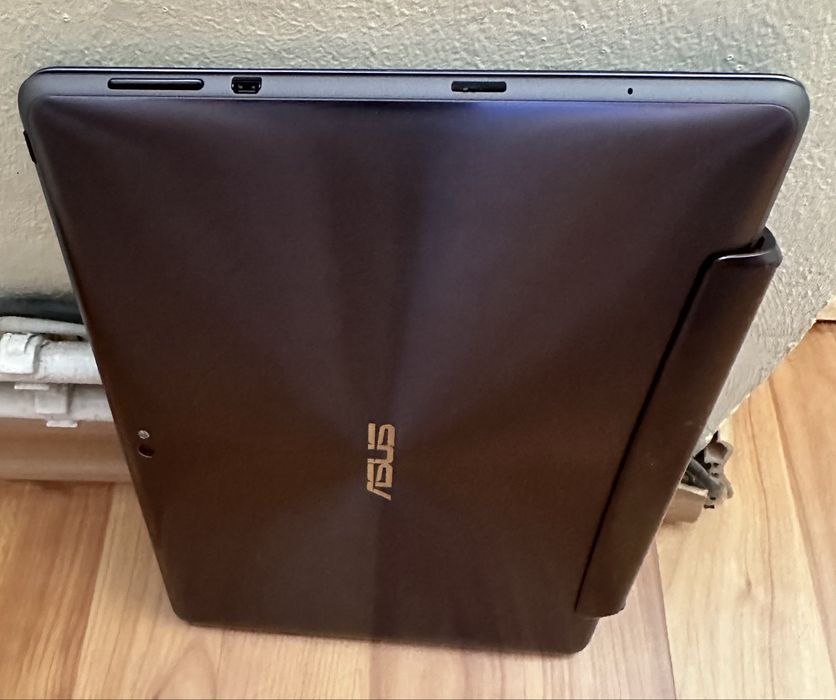 Vand laptop Assus ee pad tf700/tf201