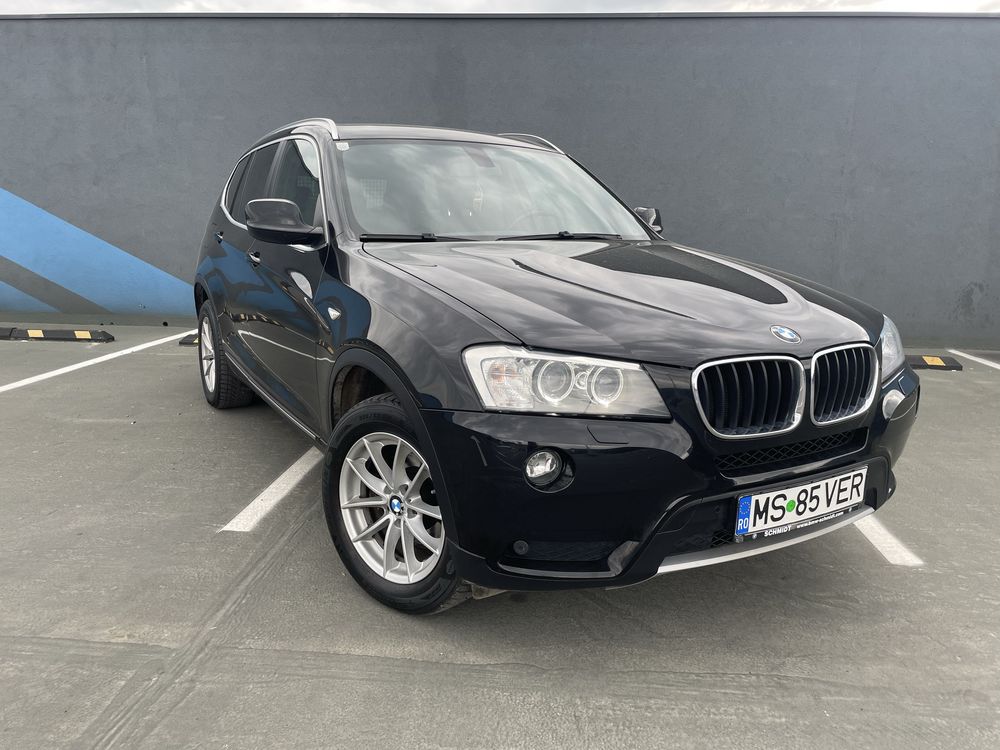 Bmw X3 F25-X Drive-4X4-Automata-Climatronic-Bi Xenon-Navi-Panorama !