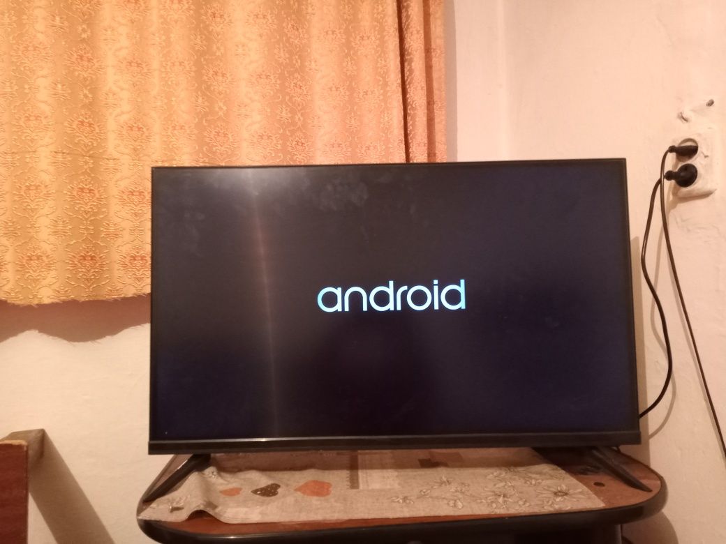 4K Smart TV android СРОЧНО!!!