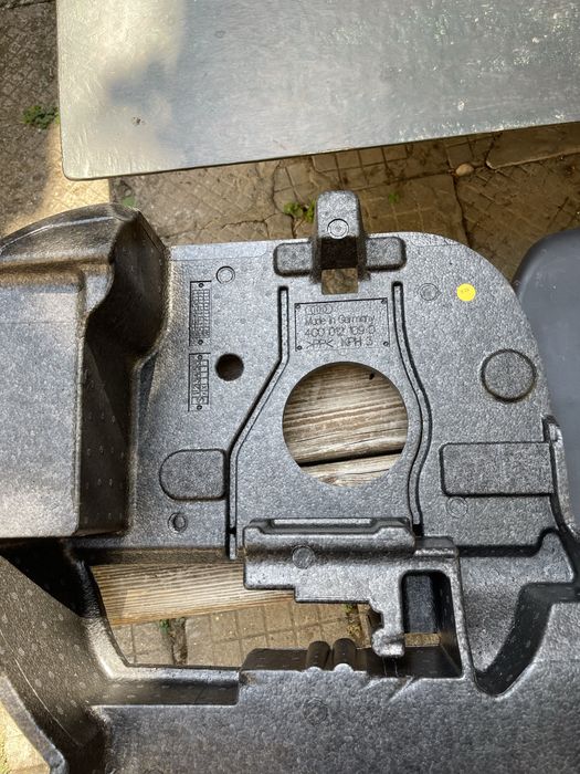 Органайзер за инструменти с капак за Audi a6 4G