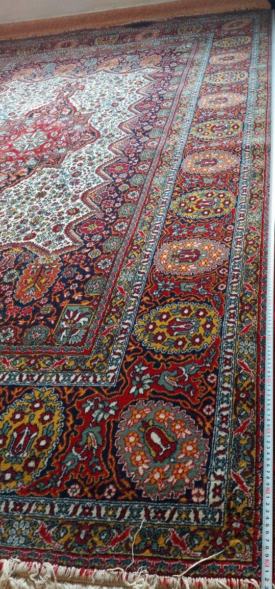 Персийски килим                   .