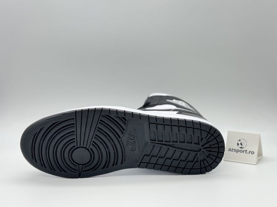 Jordan 1 Mid Noi Originali Marime: 42,5; 43; 44