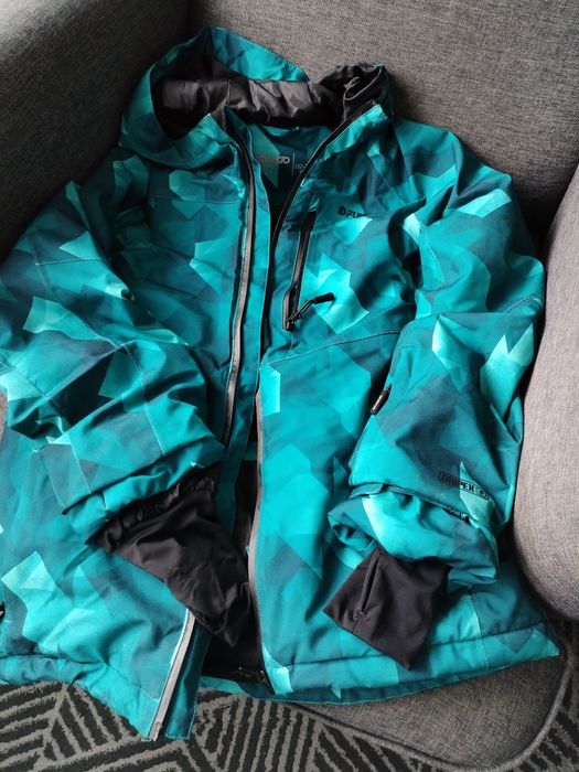 Geaca de Ski, Fundango