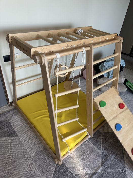 Спортивно-игровой комплекс из качественного дерева