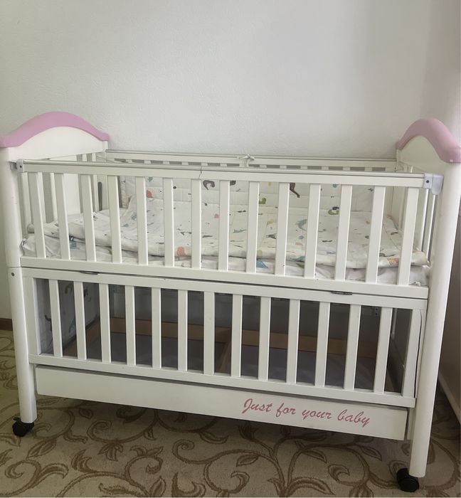 Продается кроватка с люлькой