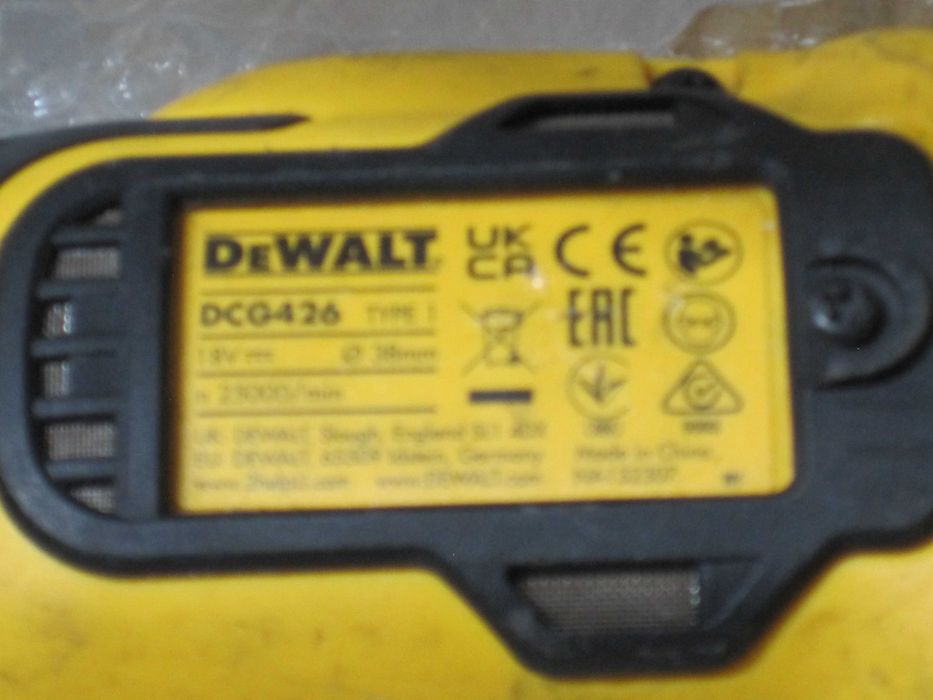 Polizor drept fără perii DEWALT- XR 18V - DCG426N-XJ