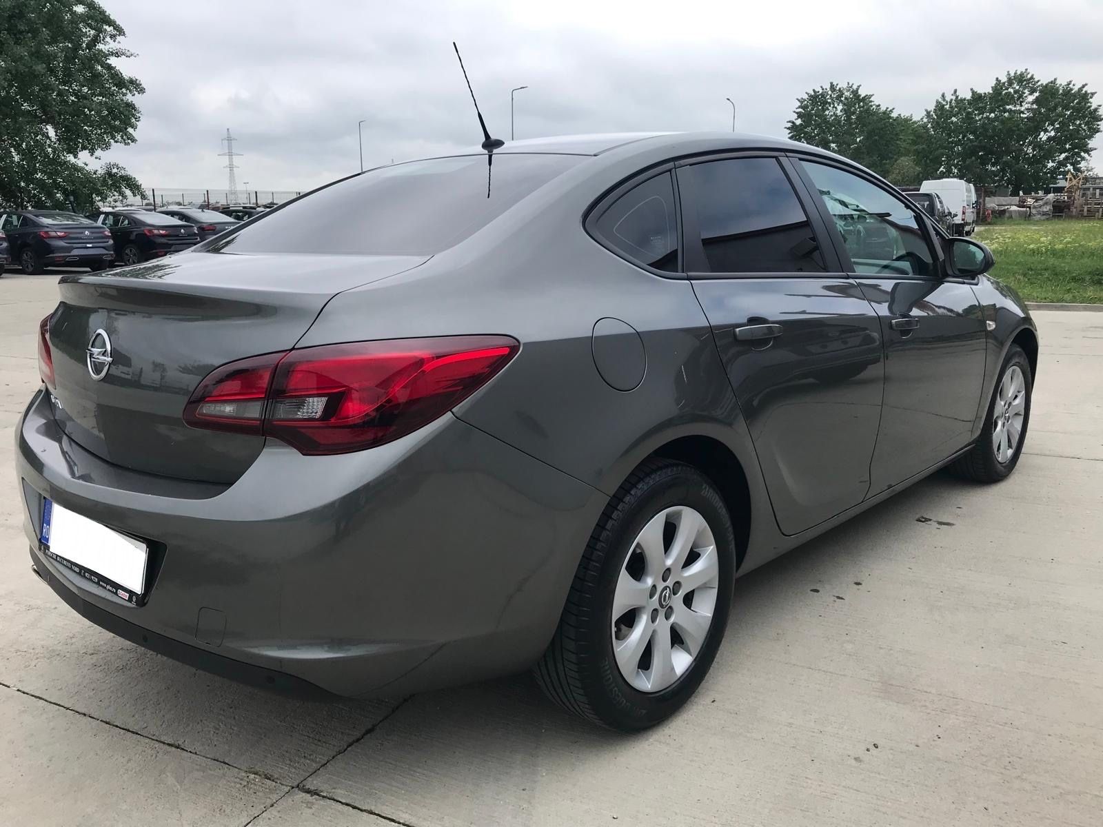 Opel Astra J 1.4 Turbo TVA inclus deductibil