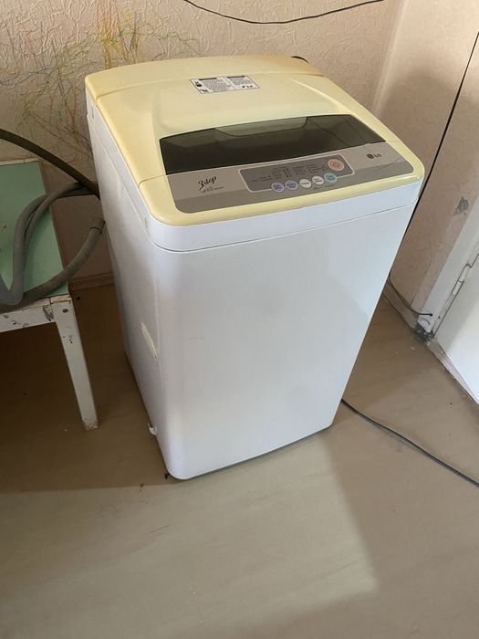 Старальна машина LG , прлуавтомат (4,5 кг)