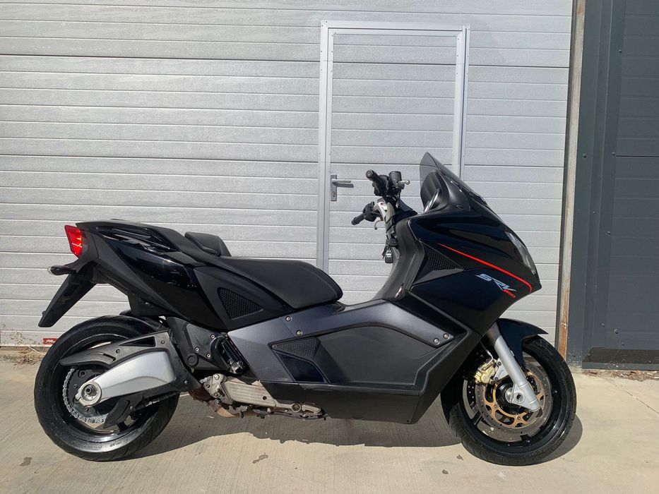 Funmoto vinde Aprilia Srv 850 Abs( Gp800 Tmax Xadv Burgman)