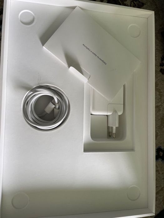 MacBook Air 2020 M1 8/256