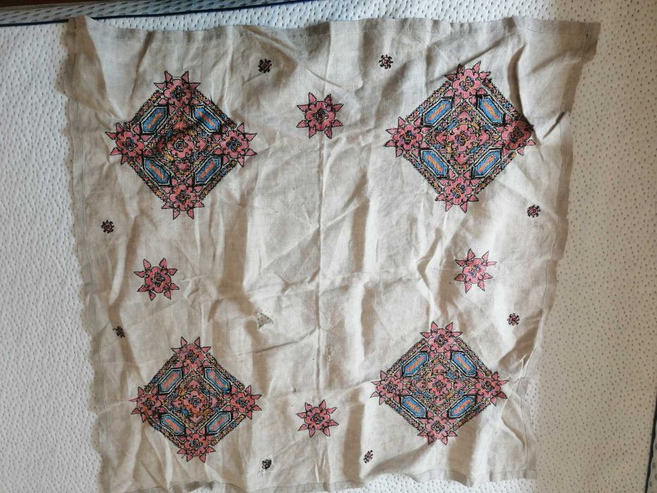 Китеник родопски от чиста вълна ръчно тъкан