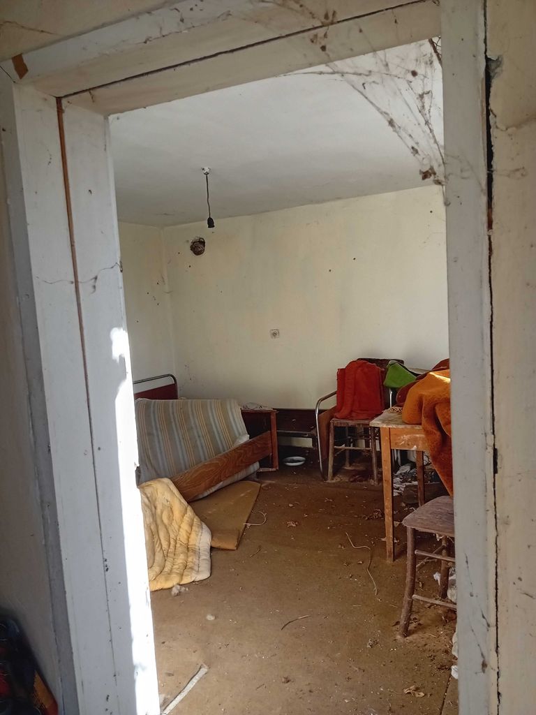 Продава се Къща в с. Съединение, Област Търговище - 80 кв.м за 192 €/кв.м - Снимка #6