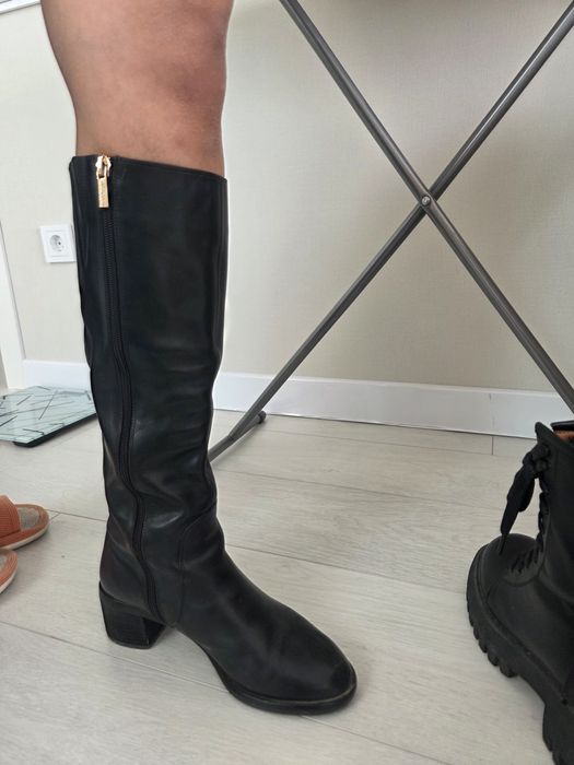 Сапог и ботинка почти новая