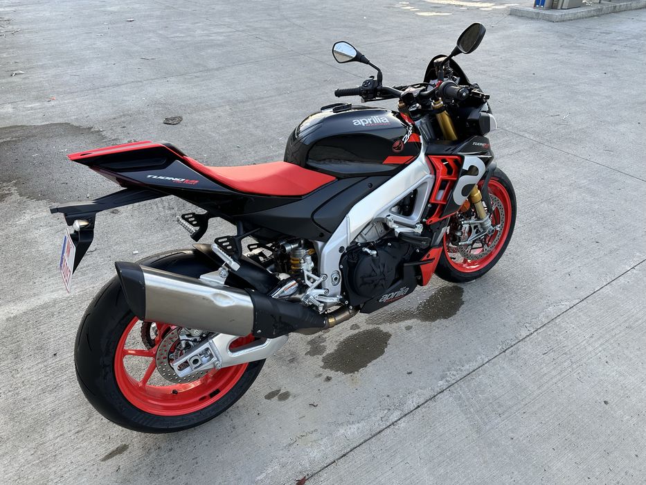 Aprilia Tuono V4 1100 Factory