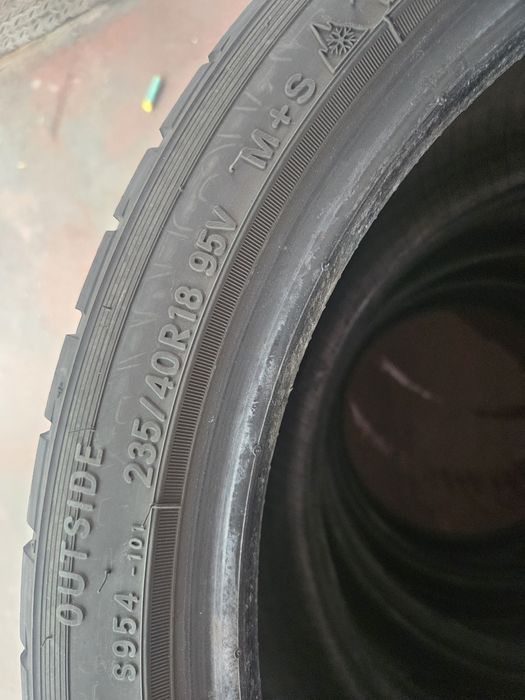 Гуми 235/40/18 Зимни