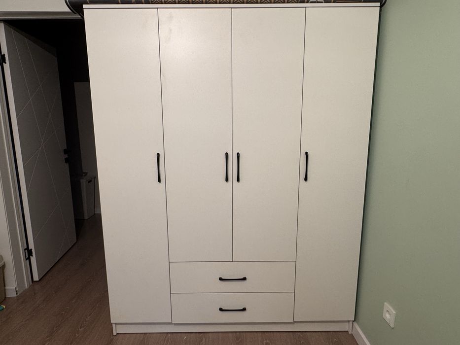 Белый шкаф 190×153×45 см — отличное состояние