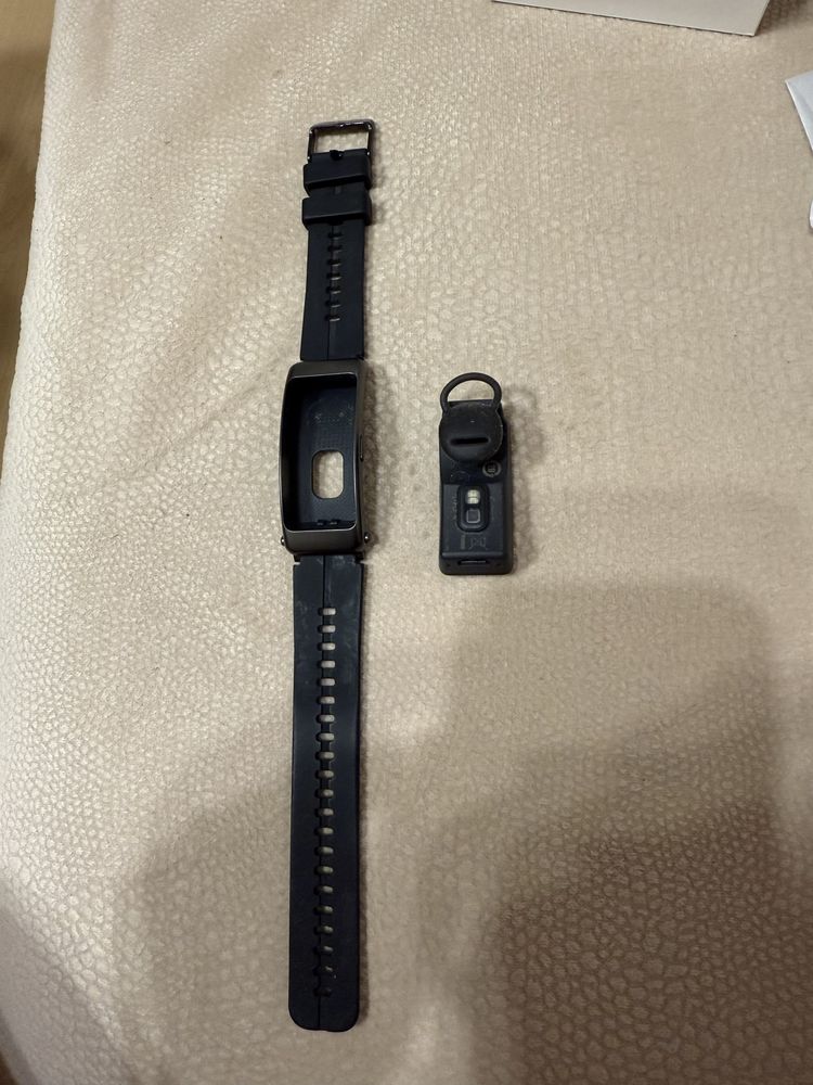 Huawei TalkBand B6