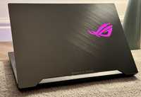 Laptop Gaming Asus ROG Strix Scar 2 cu i7-8750H, GTX 1070 8G, 32Gb RAM